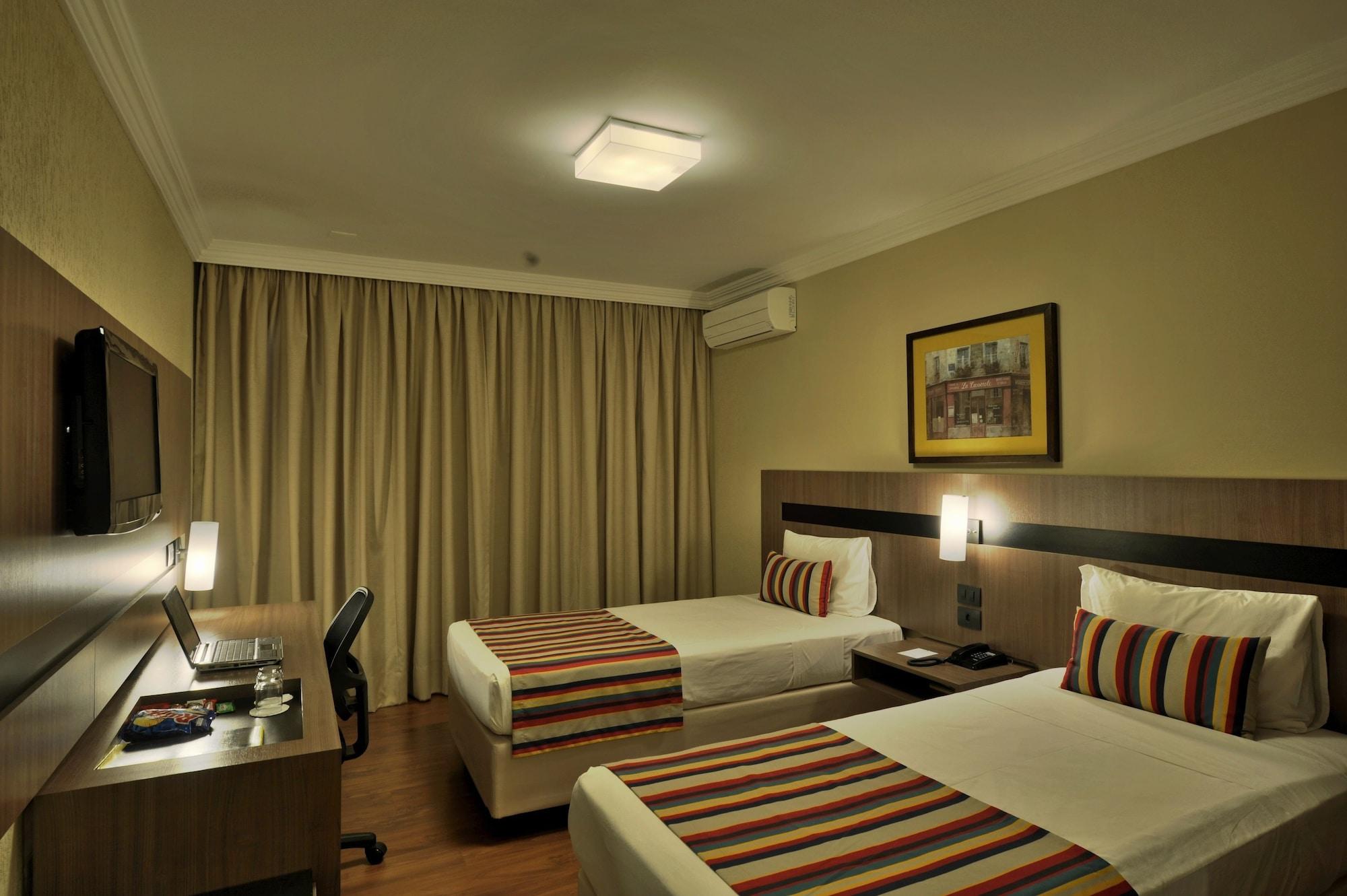 Hotel Deville Express Cascavel Cascavel  Exterior foto
