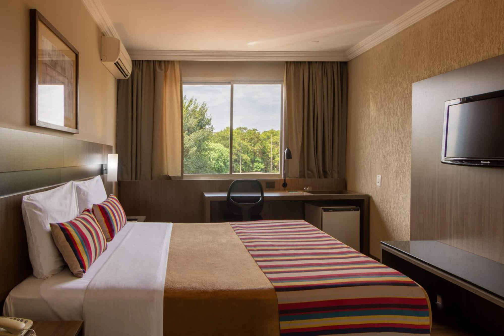 Hotel Deville Express Cascavel Cascavel  Exterior foto
