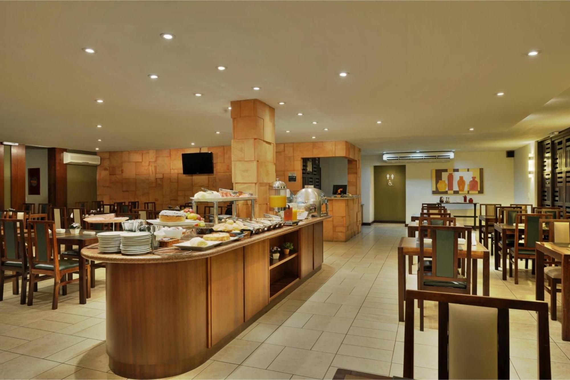 Hotel Deville Express Cascavel Cascavel  Exterior foto