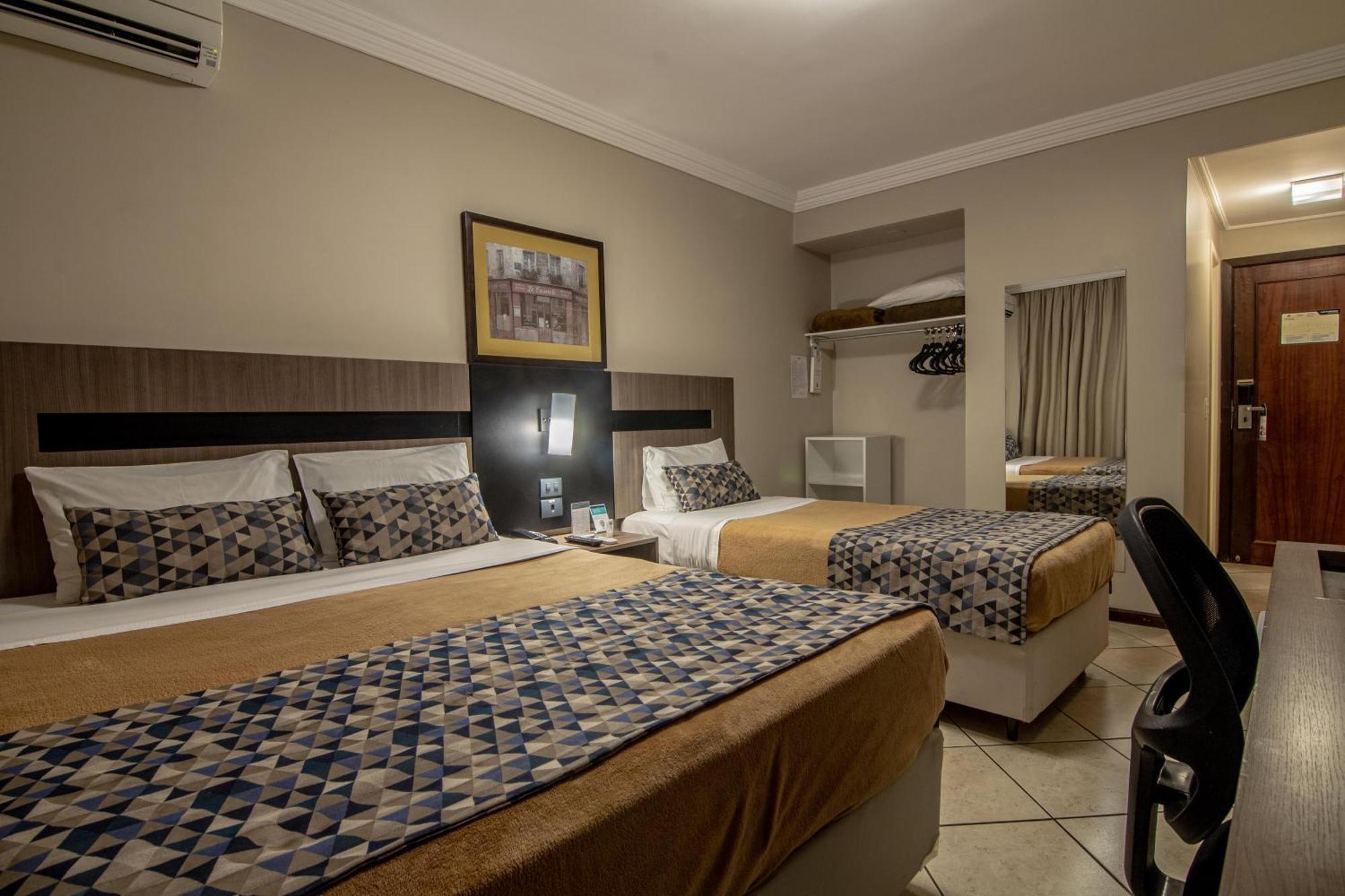 Hotel Deville Express Cascavel Cascavel  Exterior foto